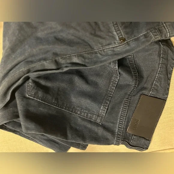 Hugo Boss jeans - Picture 2 of 3